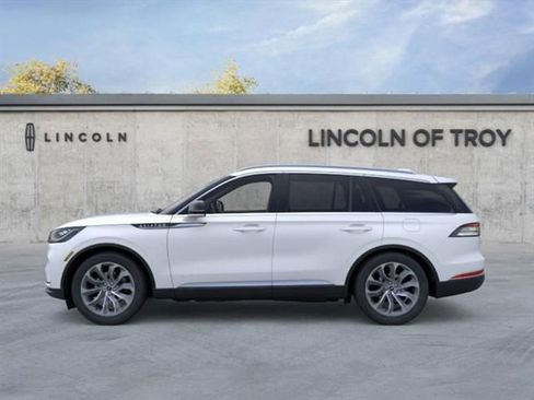 New 2026 Lincoln Aviator Reserve AWD/4WD image 3
