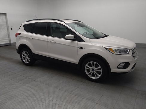 Used 2019 Ford Escape SEL FWD image 11