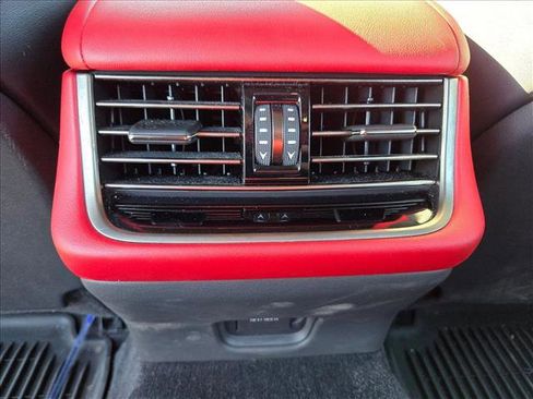 Used 2022 Lexus LS 500 F Sport image 18