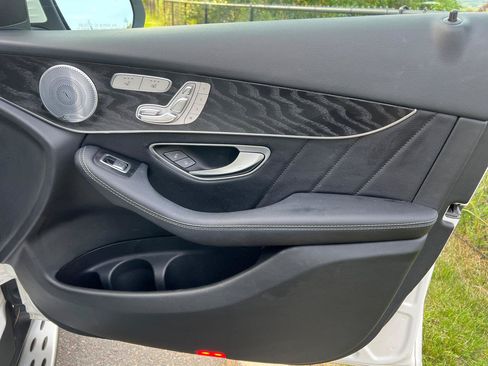 Used 2018 Mercedes-Benz GLC 300 4MATIC Coupe image 17