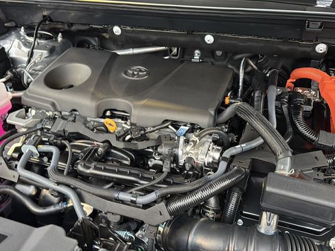 New 2025 Toyota RAV4 Limited image 32