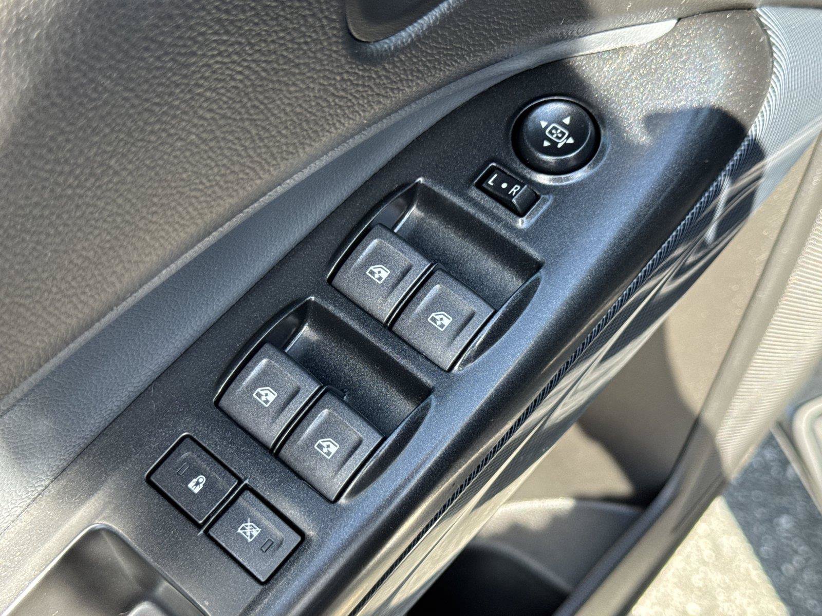 Used 2021 Chevrolet Colorado Z71 AWD/4WD image 18