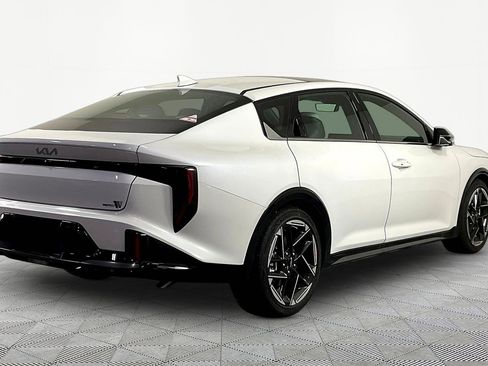 New 2026 Kia K4 GT-Line image 7
