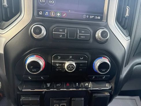 Used 2022 GMC Sierra 3500 SLE w/ SLE Convenience Package AWD/4WD image 28