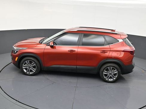 Used 2023 Kia Seltos S FWD image 14