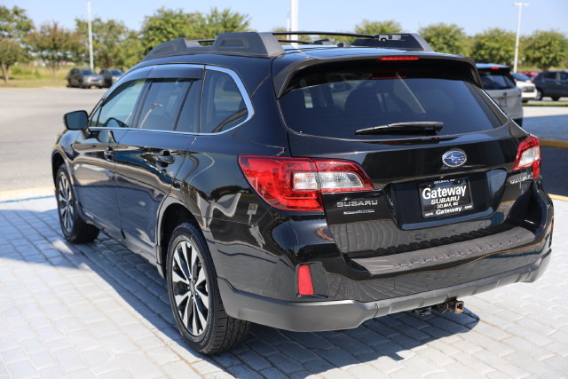 Used 2015 Subaru Outback 2.5i Limited AWD/4WD image 3