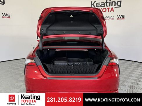 Certified 2023 Toyota Camry SE w/ Convenience Package image 19