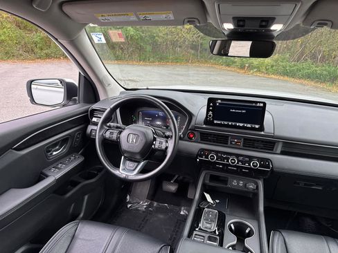 Certified 2023 Honda Pilot Elite image 36