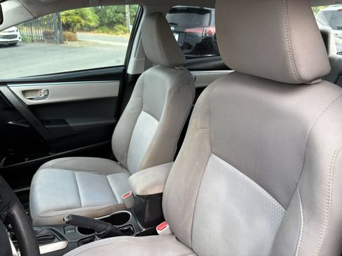 Used 2016 Toyota Corolla LE FWD image 11