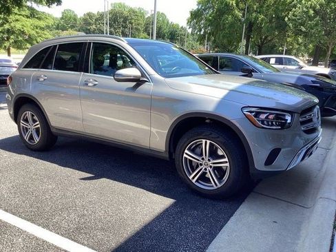Certified 2022 Mercedes-Benz GLC 300 image 2