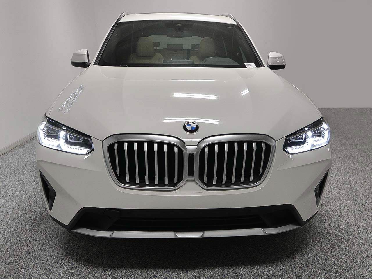 Used 2024 BMW X3 sDrive30i w/ Convenience Package RWD image 2