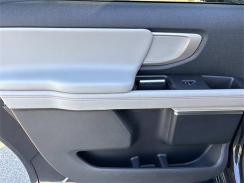 New 2025 Ford Expedition Max Active image 23