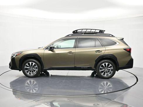 Used 2023 Subaru Outback Limited image 9