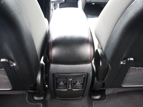 Used 2025 Dodge Durango GT AWD/4WD image 22