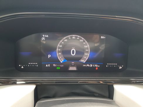 New 2025 Volkswagen Taos S image 17