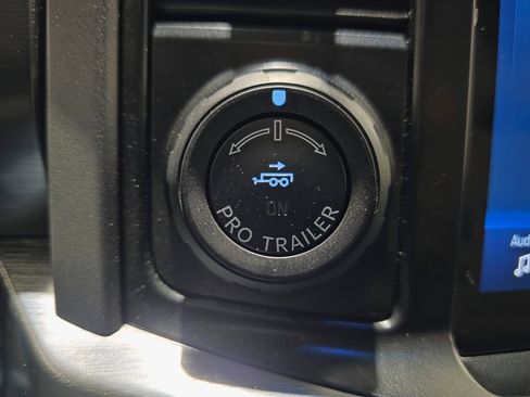 Used 2021 Ford F150 Lariat image 40