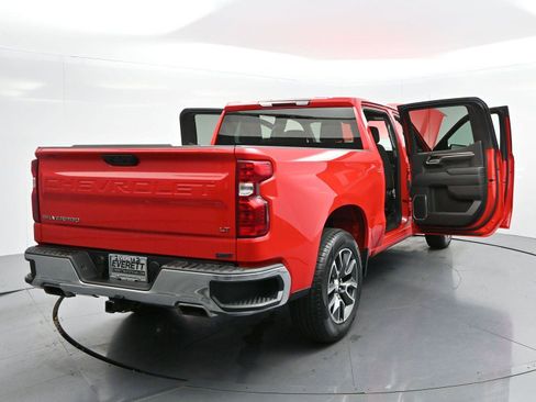 Used 2022 Chevrolet Silverado 1500 LT w/ Z71 Off-Road Package AWD/4WD image 42