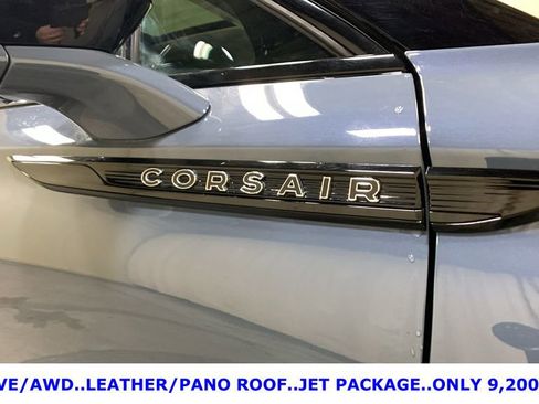 Used 2025 Lincoln Corsair Reserve w/ Equipment Group 202A image 10