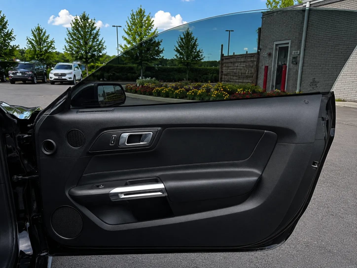 Used 2020 Ford Mustang GT w/ Equipment Group 301A RWD image 25