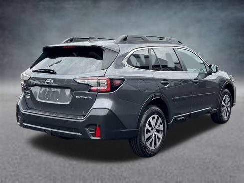 Certified 2022 Subaru Outback Premium AWD/4WD image 4