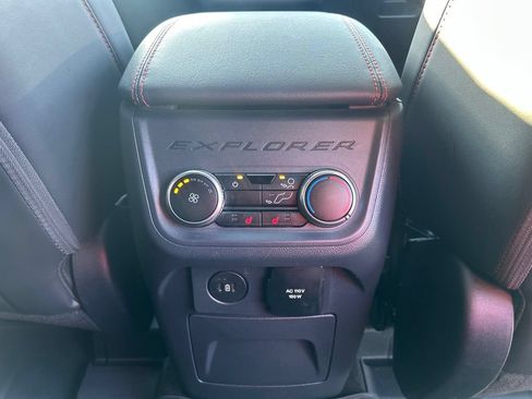 Used 2025 Ford Explorer ST w/ Sun And Sound Package RWD image 31