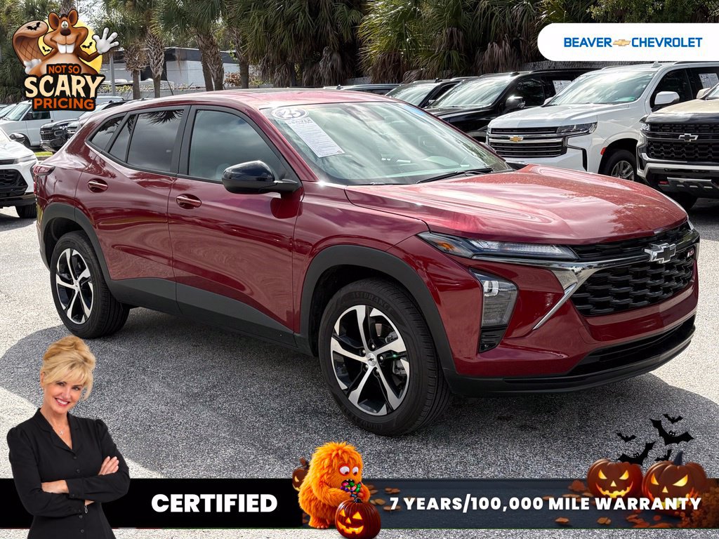 Used 2025 Chevrolet Trax RS w/ Sunroof Package FWD image 9