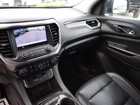 Used 2022 GMC Acadia AT4 w/ Preferred Package AWD/4WD image 15