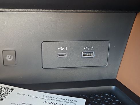 New 2025 Nissan Pathfinder Platinum w/ Cargo Package image 17