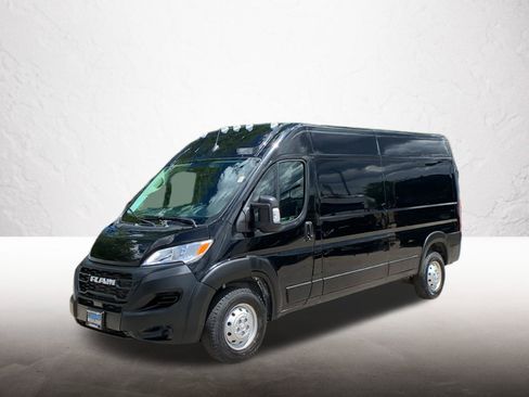Used 2023 RAM ProMaster 2500 FWD image 1
