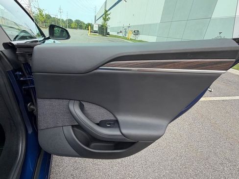 Used 2022 Tesla Model S AWD/4WD image 20