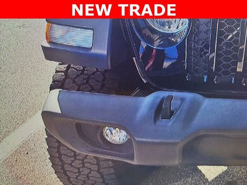 Used 2020 Jeep Gladiator Sport w/ Quick Order Package 24S image 5