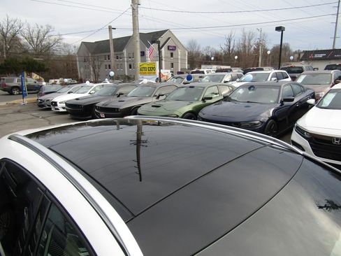 Used 2020 Mercedes-Benz GLA 250 4MATIC w/ Premium Package image 10