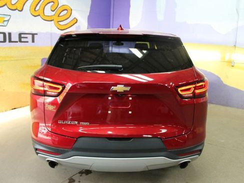 Used 2025 Chevrolet Blazer LT AWD/4WD image 7