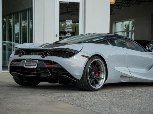 Used 2018 McLaren 720S image 7