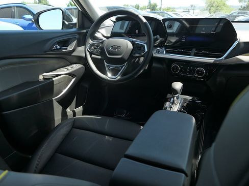 Used 2026 Chevrolet Trax ACTIV FWD image 24