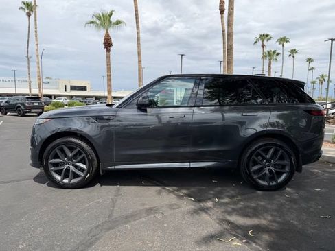 Used 2023 Land Rover Range Rover Sport SE Dynamic AWD/4WD image 3
