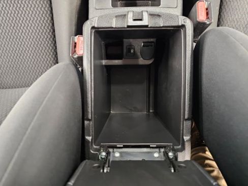 Used 2019 Nissan Rogue Sport S image 20