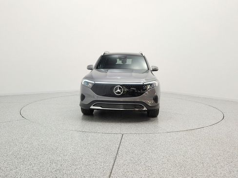 Used 2024 Mercedes-Benz EQB 300 4MATIC image 2