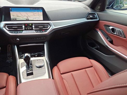 Used 2022 BMW M340i xDrive AWD/4WD image 11
