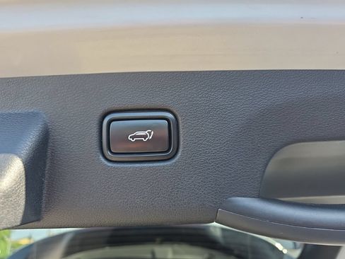 Used 2024 Kia Sportage X-Line w/ X-Line Premium Package AWD/4WD image 6