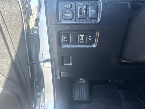 Used 2024 Toyota 4Runner Limited image 31