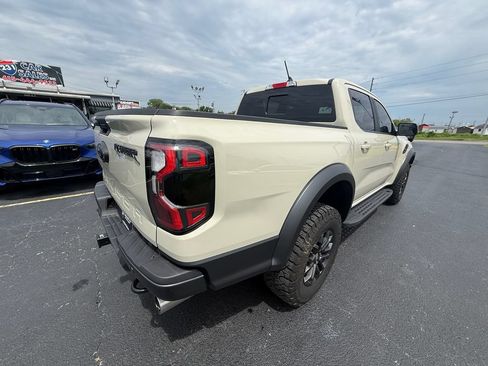 Used 2025 Ford Ranger Raptor AWD/4WD image 3