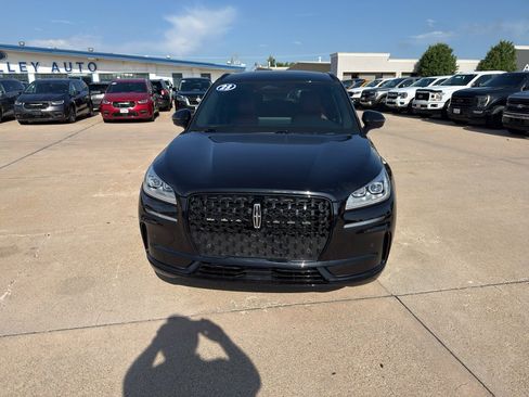 Used 2023 Lincoln Corsair Reserve w/ Equipment Group 201A AWD/4WD image 2