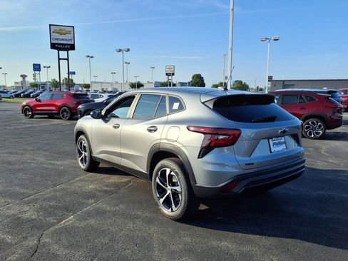New 2025 Chevrolet Trax RS w/ Driver Confidence Package image 5