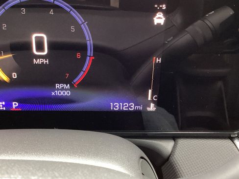 Certified 2025 Chevrolet TrailBlazer ACTIV image 3