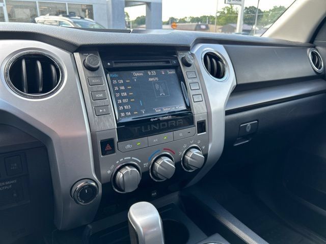 Used 2019 Toyota Tundra SR5 w/ Convenience Package AWD/4WD image 35