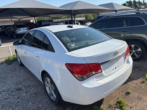 Used 2016 Chevrolet Cruze LT FWD image 6