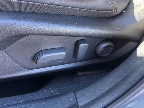 New 2026 Subaru Outback Limited image 7