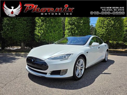 Used 2013 Tesla Model S image 1