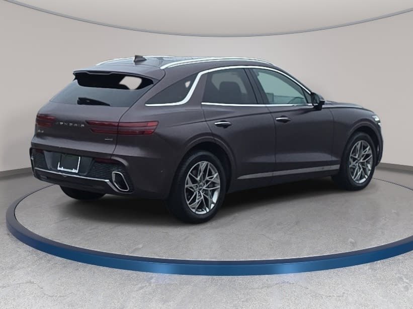 Used 2023 Genesis GV70 2.5T w/ Advanced Package AWD/4WD image 5